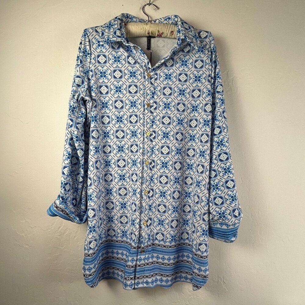 Aqua et Sol Button Down Long Sleeve Collared Beach Cover Up/ Dress Medium New